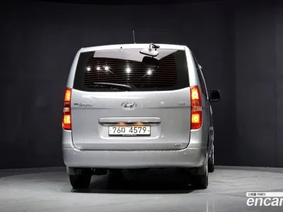 2017 Hyundai Starex 4WD 12-Seater Wagon, фото 3, лот 10193022