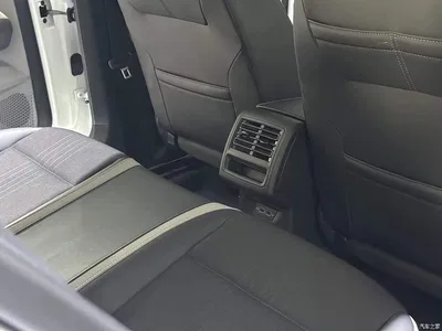 2023 Volkswagen Golf 280TSI DSG Pro, фото 2, лот 10449572