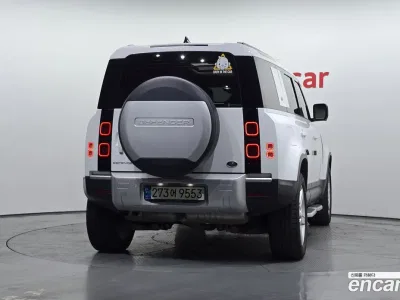2022 Land Rover Defender 110 D250 SE, фото 4, лот 10133086