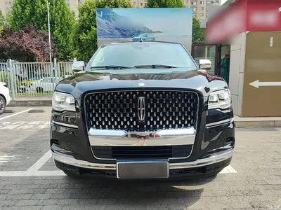 2024 Lincoln Navigator 3.5T Long Wheelbase Presidential Edition, фото 3, лот 10319744