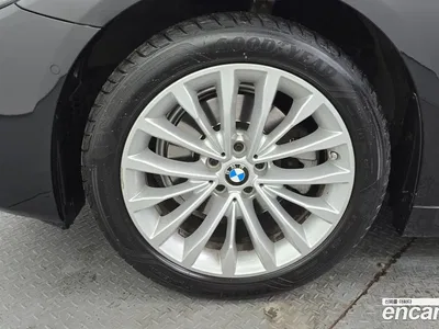2021 BMW 5-Series 523d xDrive Luxury, фото 4, лот 10072687