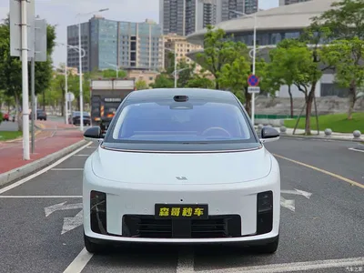 2025 Li Auto Li i8 Standard Edition, фото 2, лот 10825027