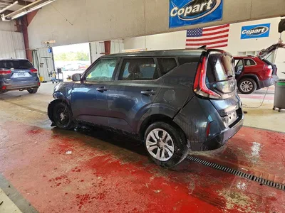 2023 KIA SOUL LX, фото 2, лот 10780152