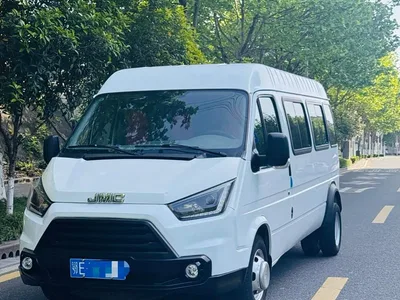 2019 Jiangling Tesun 2.8T Commercial Short Wheelbase Medium Roof 3-Seater China VI JX493, фото 1, лот 11157198