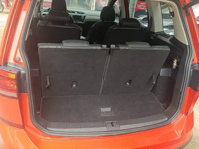 2018 Volkswagen Touran L 280TSI DSG Luxury Edition 6-seater, фото 4, лот 10475561