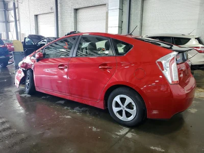 2014 TOYOTA PRIUS THREE, фото 2, лот 10531081