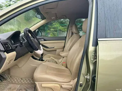 2014 Baojun 730 1.5L Manual Comfort 7-seater, фото 4, лот 11163883
