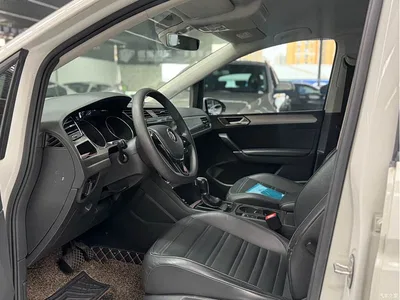 2016 Volkswagen Touran L 280TSI DSG Comfortline, фото 4, лот 10481807