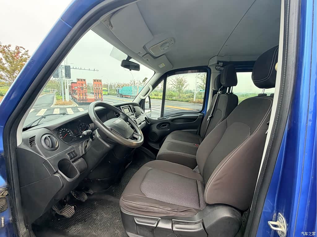 2020 Iveco Daily 2.3T Manual Chaorui Short Wheelbase Low Roof High Power F1A, фото 4, лот 11201567