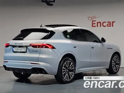 2023 Maserati Grecale 2.0 AWD GT, фото 2, лот 10035066