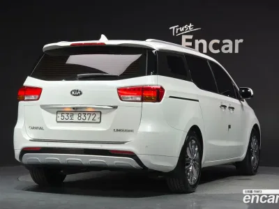 2018 Kia Canival 9-seater Noblesse, фото 2, лот 11098714