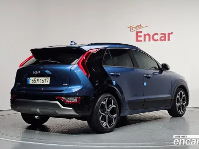 2022 Kia Niro Signature, фото 1, лот 10074396