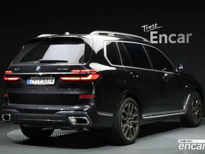 2026 BMW X7 xDrive 40i M Sport 7STR, фото 2, лот 10213904