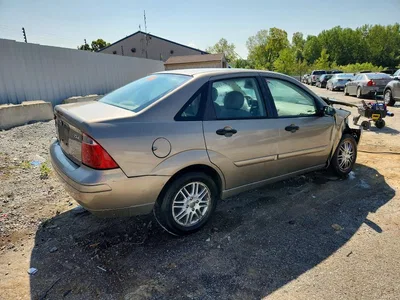 2005 FORD FOCUS ZX4, фото 3, лот 10525751