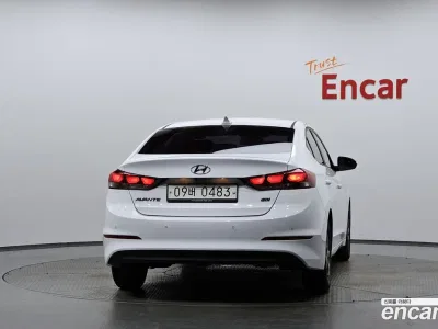 2017 Hyundai AVANTE 1.6 GDI Smart, фото 4, лот 10084486