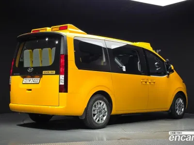 2025 Hyundai Staria L3.5 Kinder Safety Car, фото 2, лот 10053605