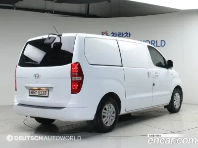 2019 Hyundai Starex Van 3-Seater, фото 1, лот 10192217