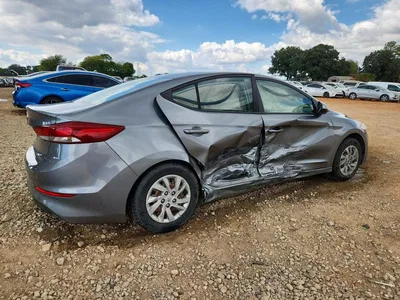 2018 HYUNDAI ELANTRA SE, фото 3, лот 11578705