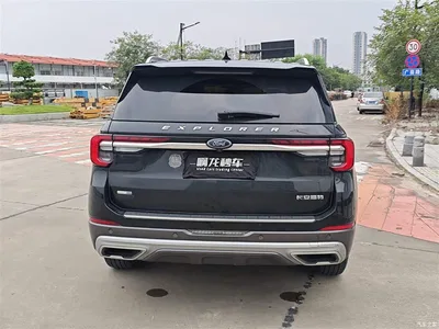 2023 Ford Explorer EcoBoost 285 AWD Titanium Edition 7-Seater, фото 4, лот 10278684
