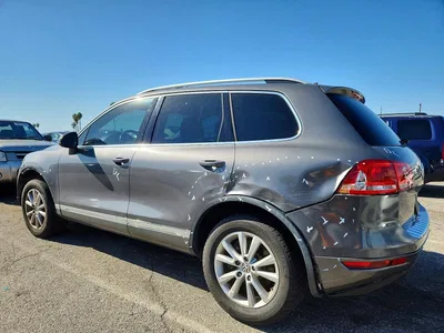 2014 VOLKSWAGEN TOUAREG V6, фото 2, лот 10839470