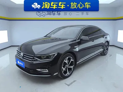2023 Volkswagen Magotan Model 2 Million Commemorative Edition 330TSI DSG Luxury, фото 1, лот 10401028