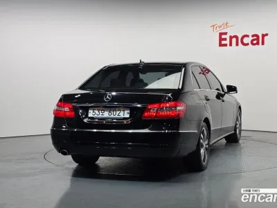2011 Mercedes-Benz E-Class E200 CGI Avantgarde, фото 3, лот 10047828
