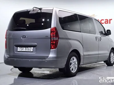 2015 Hyundai Starex 12-Seater Wagon, фото 2, лот 10224681