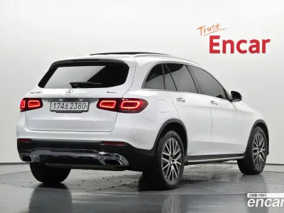 2020 Mercedes-Benz GLC-Class GLC300 4MATIC, фото 2, лот 10212397