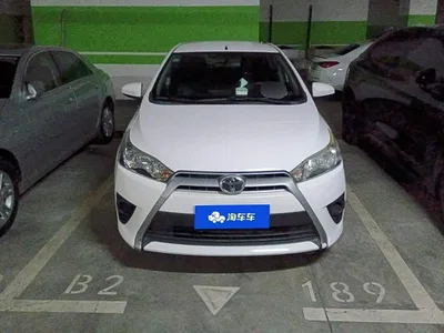 2015 Toyota YARiS L Zhi Xuan 1.5E Auto Charming Edition, фото 2, лот 10391690