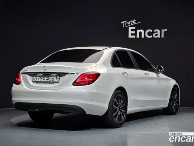 2020 Mercedes-Benz C-Class C200, фото 2, лот 10216415