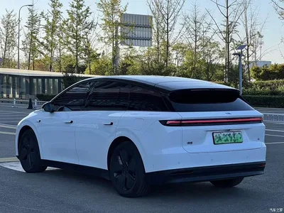 2025 Li Auto i6 2WD Base Model, фото 3, лот 11210560