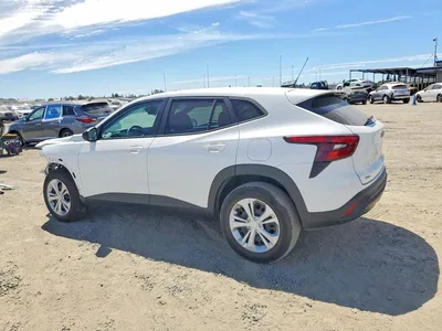 2024 CHEVROLET TRAX LS, фото 2, лот 10702107
