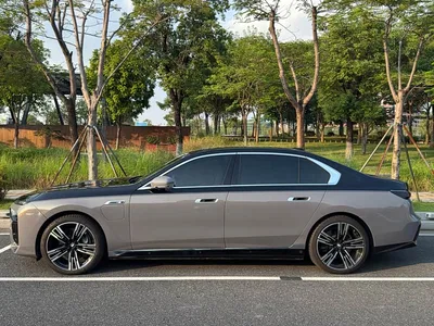 2023 BMW i7 Model xDrive60L M Sport Package, фото 3, лот 11423220
