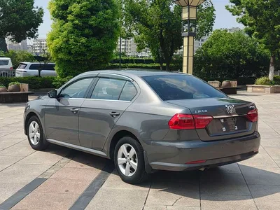 2013 Volkswagen Lavida Facelift Classic 1.6L Automatic Trend, фото 4, лот 10445862