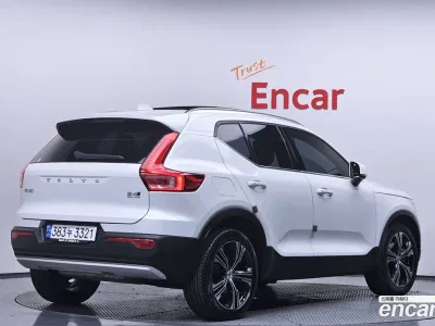 2021 Volvo XC40 B4 Inscription, фото 2, лот 10124066