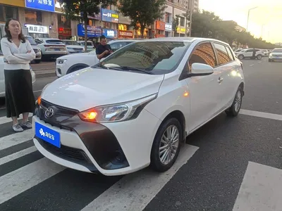2015 Toyota YARiS L Zhi Xuan 1.5E Auto Charming Edition, фото 1, лот 10395572