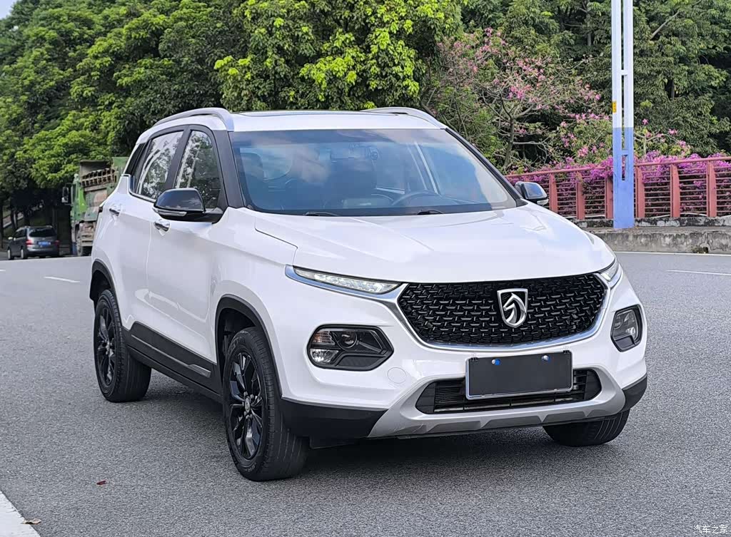 2019 Baojun 510 1.5L Manual Luxury Edition 77kW China VI, фото 3, лот 11198440
