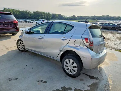 2014 TOYOTA PRIUS C TWO, фото 2, лот 10551137