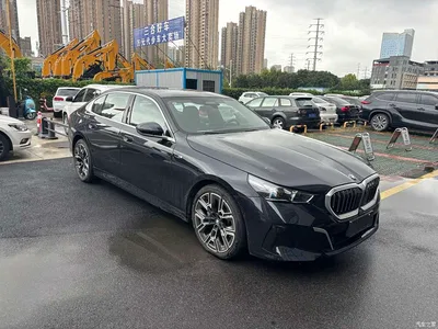 2025 BMW 5 Series 530Li Premium M Sport Package, фото 3, лот 11204225