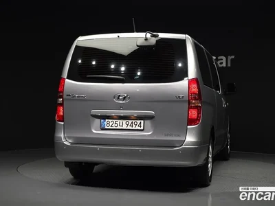 2021 Hyundai Starex Van 3-Seater, фото 4, лот 10264428