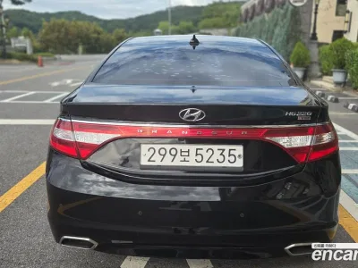 2017 Hyundai Grandeur HG220 Diesel Modern Collection, фото 4, лот 10209152