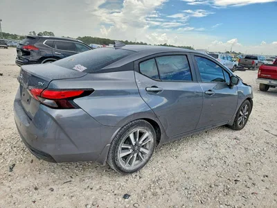 2021 NISSAN VERSA SV, фото 3, лот 10676563