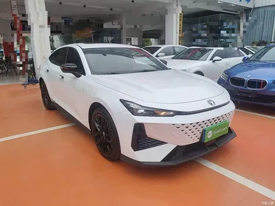 2024 Changan UNI-V 1.5T Premium, фото 4, лот 10256939