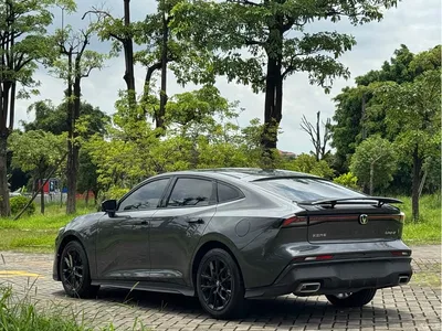 2024 Changan UNI-V 1.5T Deluxe, фото 4, лот 10246889
