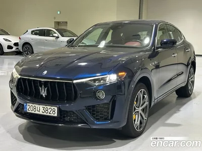 2023 Maserati Levante 3.0 S AWD Modena, фото 1, лот 10117008