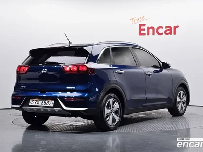 2018 Kia Niro Luxury, фото 2, лот 10115478