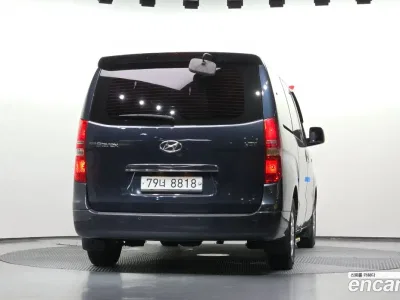 2016 Hyundai Starex 11-Seater Wagon, фото 4, лот 10160952