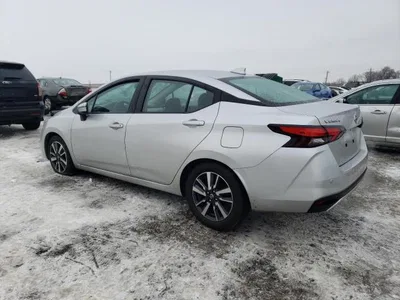 2021 NISSAN VERSA SV, фото 2, лот 10782180