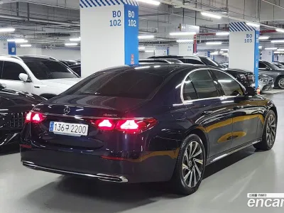2025 Mercedes-Benz E-Class E300 4MATIC Exclusive, фото 3, лот 10062659