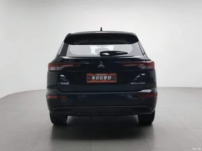 2023 Mitsubishi Outlander 1.5T CVT FWD Premium Edition 5-seater, фото 4, лот 11102647